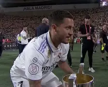 今晨国王杯传出新动向;AC米兰队长鼓劲;管理层表态——目标明确;轮换策略成焦点 今晨国王杯传出新动向;AC米兰队长鼓劲;管理层表态——目标明确;轮换策略成焦点