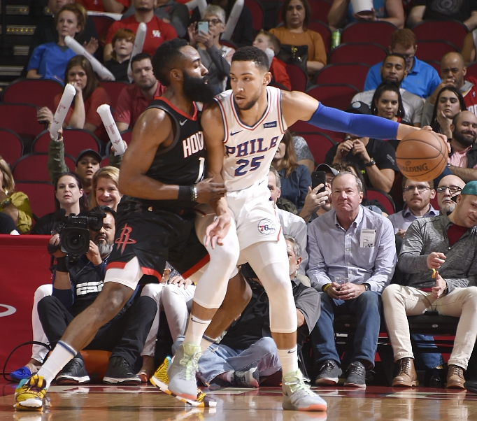 好博体育官网入口-关键时刻葡超传出新动向，亚特兰大豪取连胜，管理层表态：更衣室稳定，轮换策略成焦点